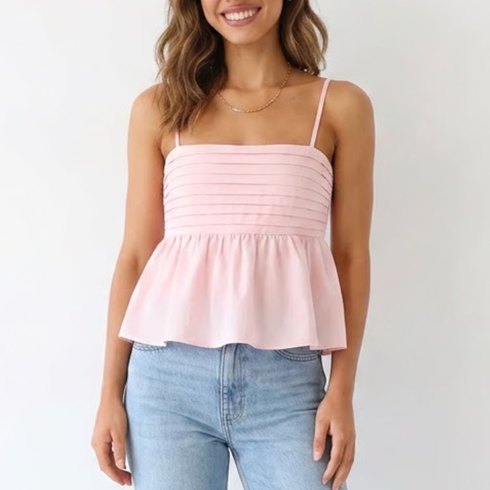 mi ami for Francesca's Pink Pleated Peplum Camisole Top Smocked Back Medium
